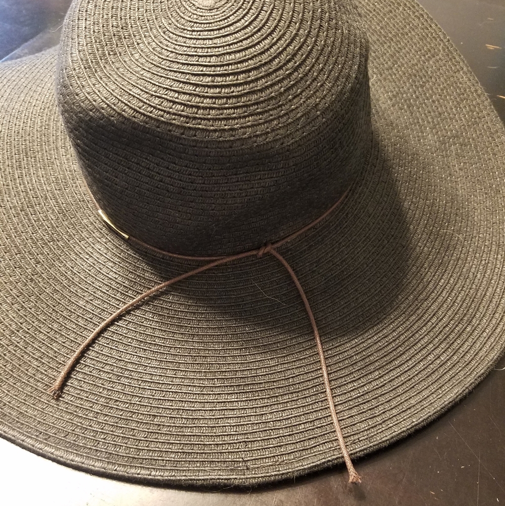 Black Floppy Sunhat